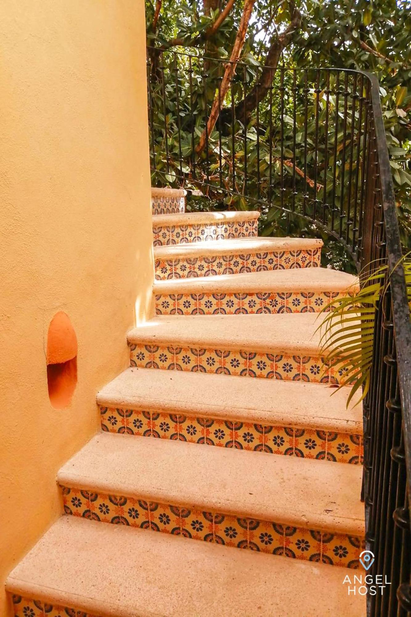 Steps To 5th Ave Pool Onsite & Walk To Holiday home Playa del Carmen