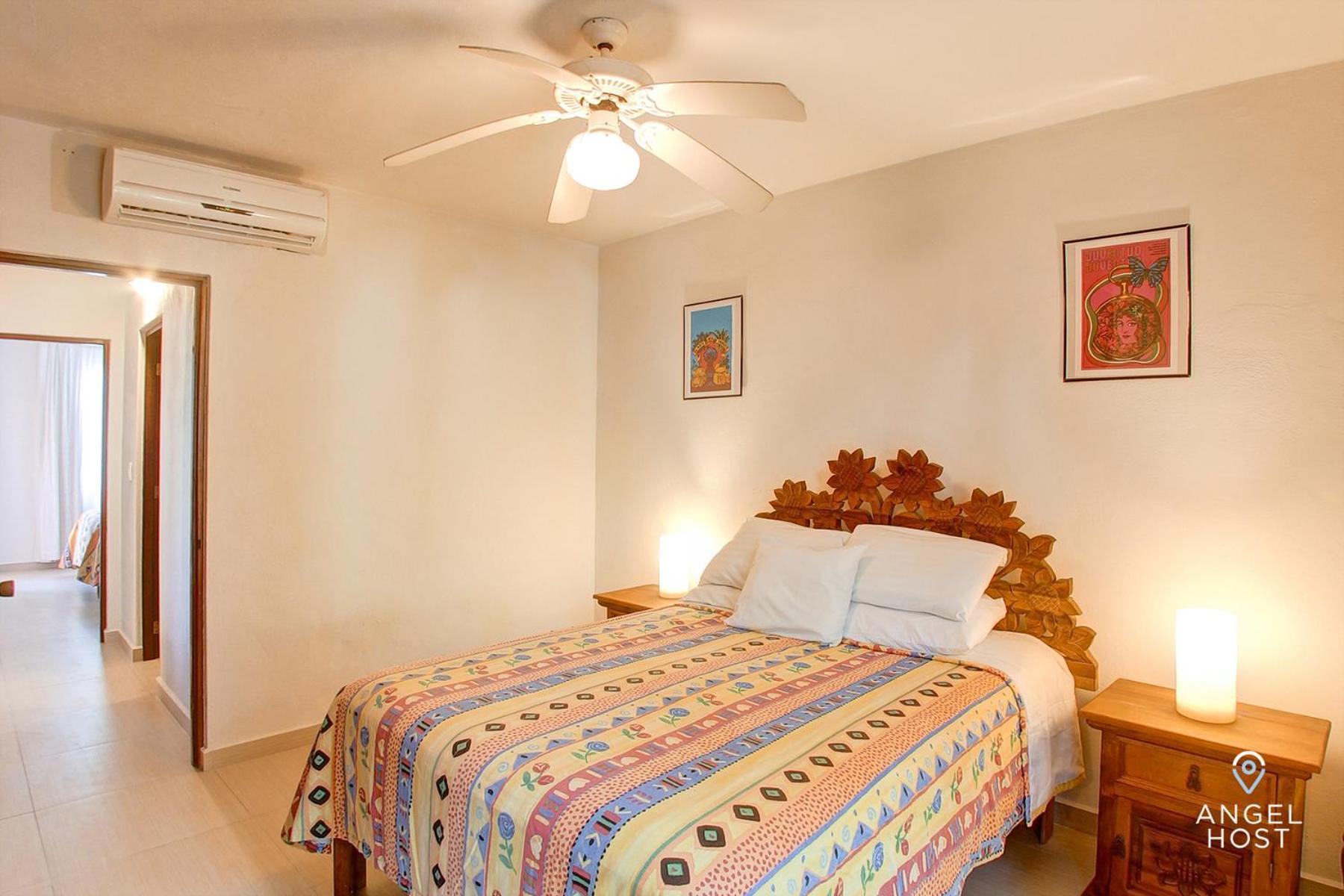 Steps To 5th Ave Pool Onsite & Walk To Сasa de vacaciones Playa del Carmen