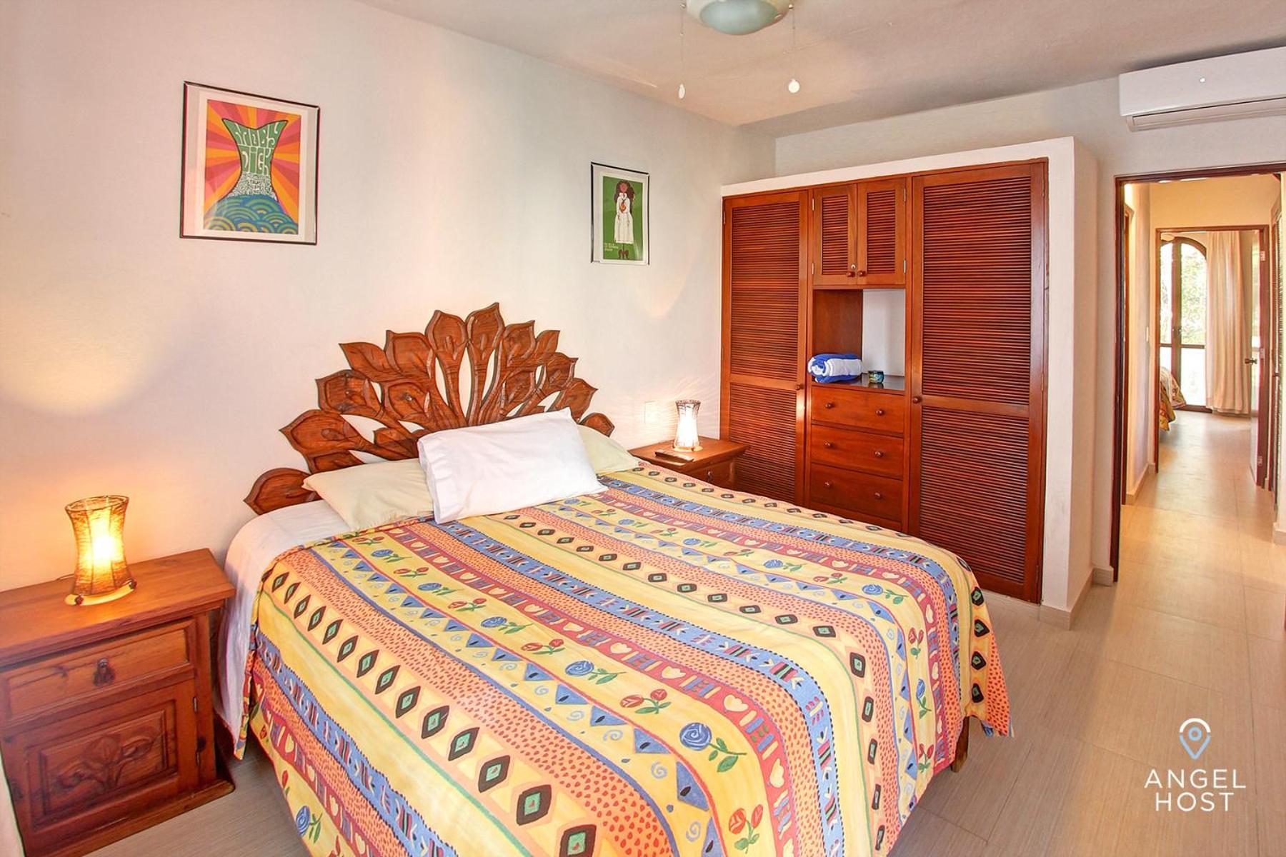Steps To 5th Ave Pool Onsite & Walk To Playa del Carmen