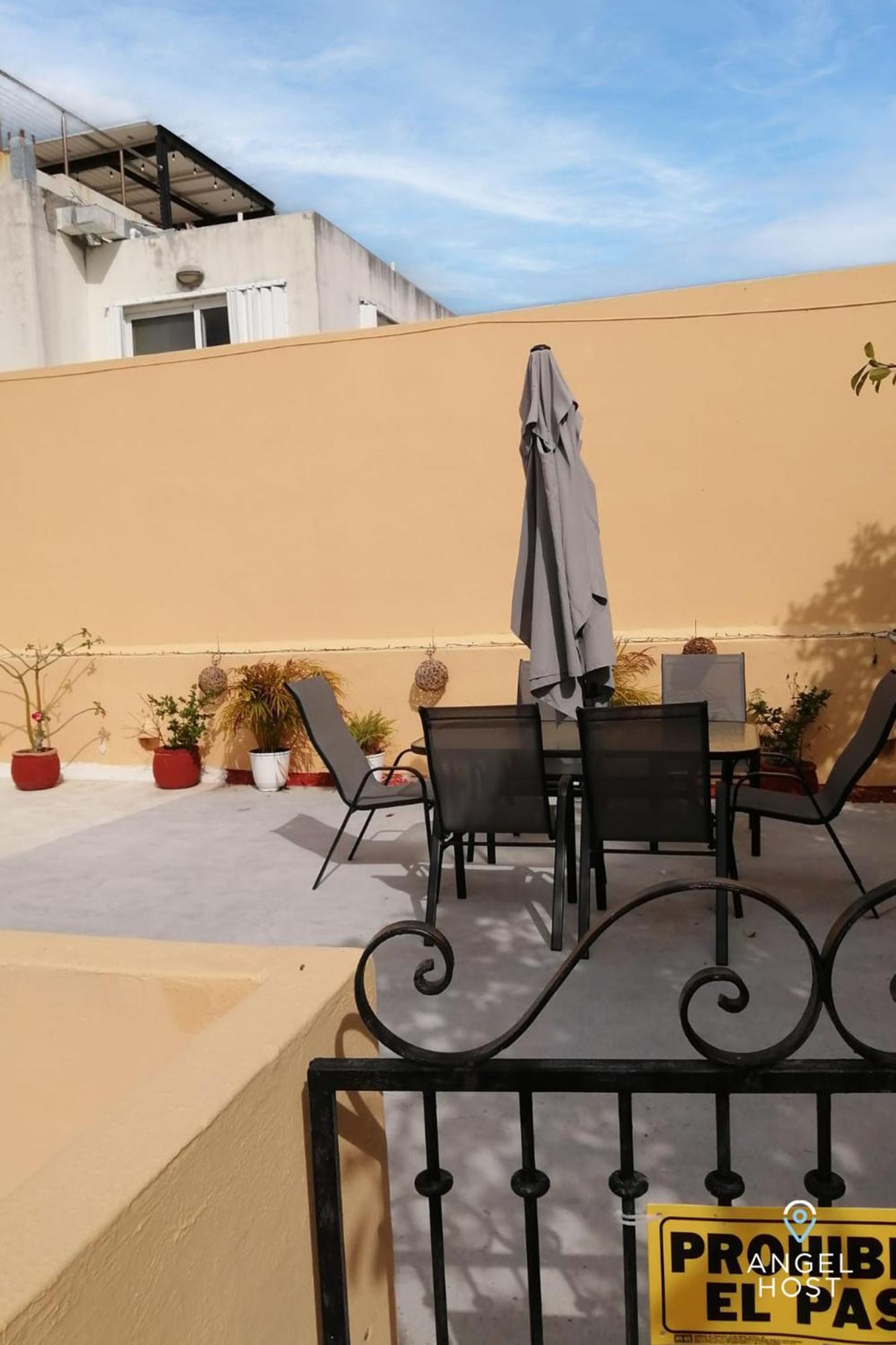 Steps To 5th Ave Pool Onsite & Walk To Сasa de vacaciones *